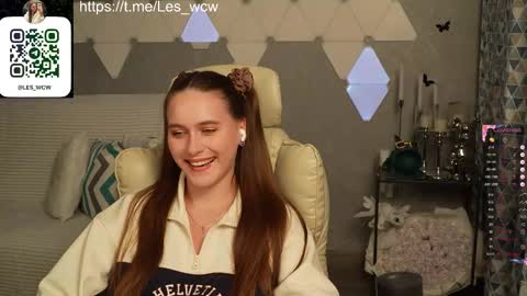 LeslieKorfs online show from 10-25-25, 09:09