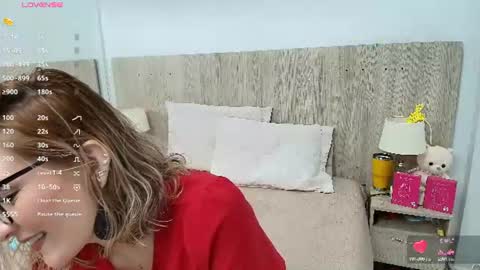Snapshot of lesly_santodomingo chatting on 07-28-26, 11:28 Lesly Santodomingo online show from 07-28-26, 11:28