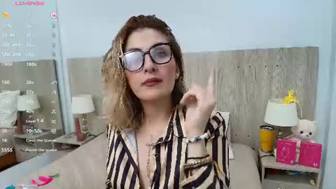 Snapshot of lesly_santodomingo chatting on 07-28-26, 02:13 Lesly Santodomingo online show from 07-28-26, 02:13