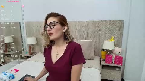 Snapshot of lesly_santodomingo chatting on 07-30-26, 11:31 Lesly Santodomingo online show from 07-30-26, 11:31