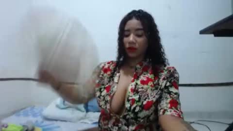 lesly online show from 02-02-25, 02:48