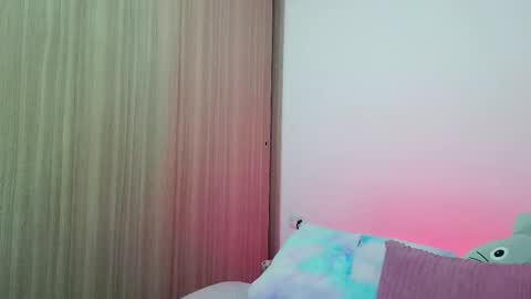 Snapshot of leslystone_ chatting on 01-10-26, 09:52 Lesly online show from 01-10-26, 09:52