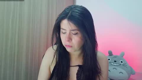 Snapshot of leslystone_ chatting on 04-11-26, 06:56 Lesly online show from 04-11-26, 06:56