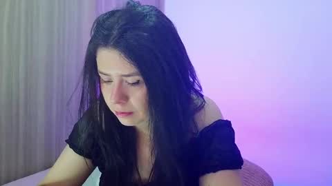 Snapshot of leslystone_ chatting on 04-22-26, 01:23 Lesly online show from 04-22-26, 01:23