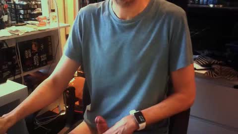 Vampiro Diurno online show from 11-10-25, 03:11