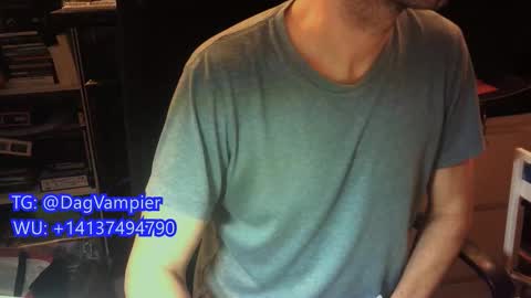 Vampiro Diurno online show from 02-05-26, 08:13