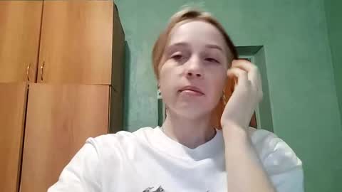 letitiaboteler online show from 12-02-25, 11:04