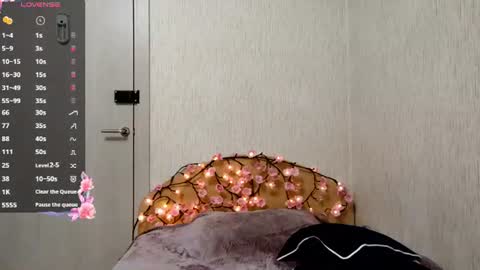 Snapshot of letitiamagett chatting on 07-30-26, 11:09 Emily online show from 07-30-26, 11:09
