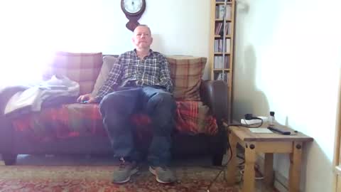 Snapshot of letmestrip chatting on 09-21-25, 08:27 paul online show from 09-21-25, 08:27