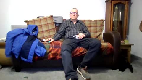 paul online show from 03-08-26, 08:34