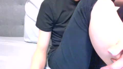 lets_play143 online show from 11-08-25, 02:01