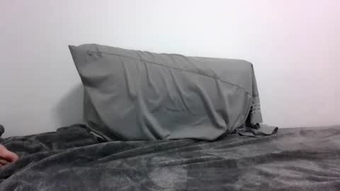 lets_play143 online show from 11-16-25, 05:13