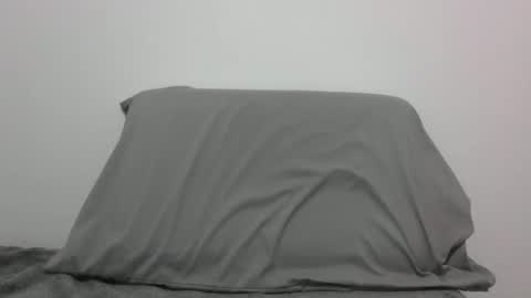 lets_play143 online show from 04-29-26, 04:16