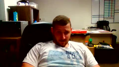 Snapshot of letsbeadventurous chatting on 12-18-24, 02:53 The Silent type online show from 12-18-24, 02:53