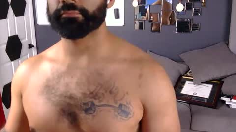 Snapshot of letsseewherethisgoes123 chatting on 02-25-26, 07:07 fitnessdude93kg online show from 02-25-26, 07:07