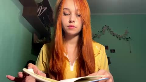 Snapshot of lettygherardini chatting on 04-01-26, 07:11 Lola online show from 04-01-26, 07:11