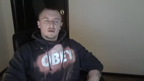 Snapshot of lev1ngston chatting on 01-12-25, 10:01 lev1ngston online show from 01-12-25, 10:01