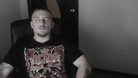 Snapshot of lev1ngston chatting on 01-26-25, 01:58 lev1ngston online show from 01-26-25, 01:58