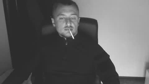 Snapshot of lev1ngston chatting on 09-14-25, 06:29 lev1ngston online show from 09-14-25, 06:29