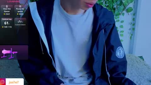 Levi  online show from 09-27-25, 12:43