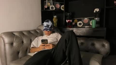 LevySteven online show from 03-08-25, 04:01