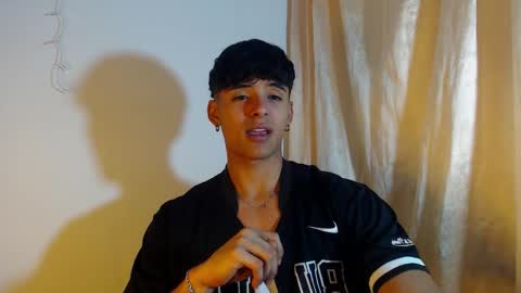 Snapshot of lewis_ly chatting on 01-15-26, 09:18 i am lewis ly EDUARDO MEMDOZA15 online show from 01-15-26, 09:18