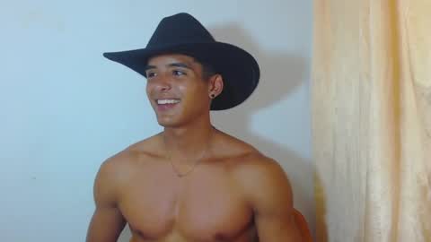 Snapshot of lewis_ly chatting on 06-16-26, 07:16 i am lewis ly EDUARDO MEMDOZA15 online show from 06-16-26, 07:16