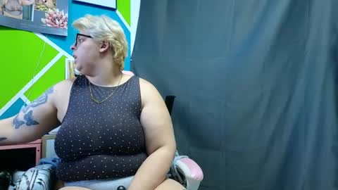 Lexi und Lex online show from 01-10-25, 07:46