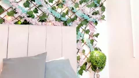 Gabrielle online show from 12-20-25, 11:06