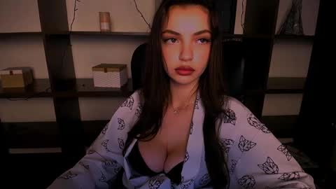 Alexia online show from 12-06-24, 05:33