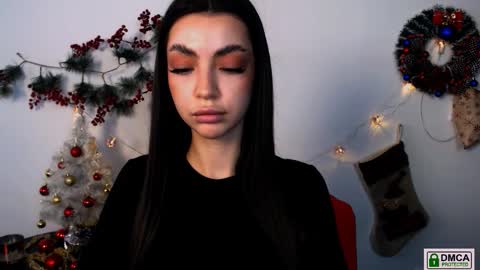 Alexia online show from 12-17-25, 10:10