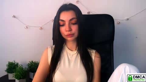 Alexia online show from 04-18-26, 12:09
