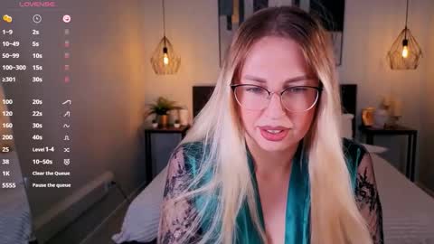 Snapshot of lexi_terele chatting on 09-14-25, 06:56 Lexy - Follow me online show from 09-14-25, 06:56