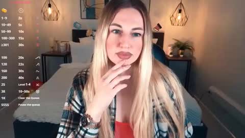 Snapshot of lexi_terele chatting on 10-02-25, 07:04 Lexy - Follow me online show from 10-02-25, 07:04