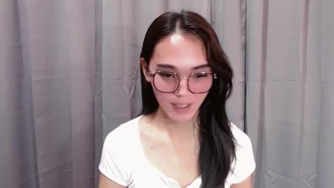 lexibabe_ online show from 04-15-26, 09:05