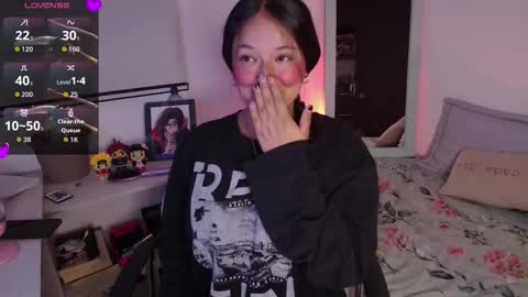 Snapshot of lexie_babe chatting on 11-04-25, 12:21 Lexie Thompson 8pm 0000am -5 online show from 11-04-25, 12:21