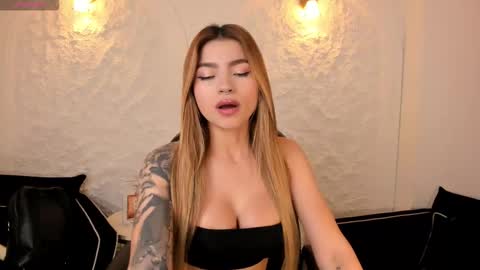 Snapshot of lexiewayne chatting on 02-03-26, 07:19 Lexie online show from 02-03-26, 07:19