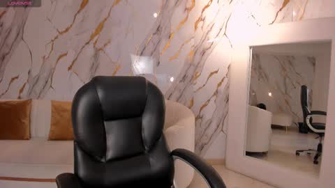 Snapshot of lexiewayne chatting on 02-15-26, 12:47 Lexie online show from 02-15-26, 12:47