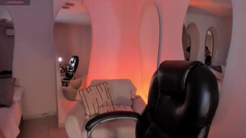 Snapshot of lexiewayne chatting on 03-10-26, 07:41 Lexie online show from 03-10-26, 07:41