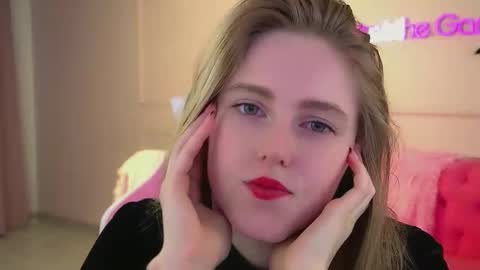 Lexi online show from 10-14-25, 06:47