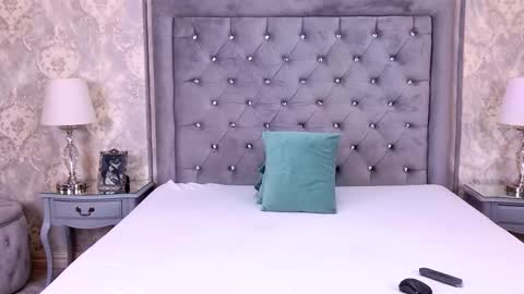 Lexi Riley online show from 12-20-25, 06:53