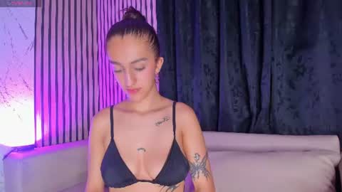 Snapshot of lexivie_ chatting on 08-02-26, 01:26 lexivie_ online show from 08-02-26, 01:26