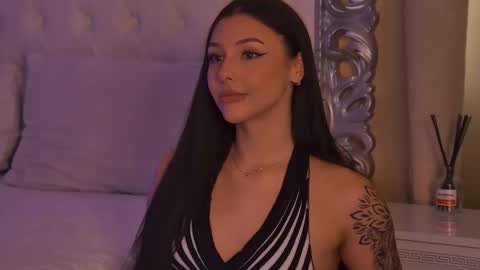 Snapshot of lexy_banks chatting on 02-12-26, 08:20 LexyBanks online show from 02-12-26, 08:20