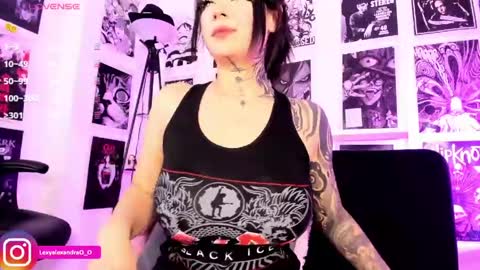 Snapshot of lexyjoyce chatting on 05-06-26, 05:07 LexyJoyce online show from 05-06-26, 05:07