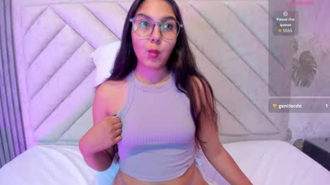 Snapshot of lexysweet_1 chatting on 10-25-25, 03:36 lexy online show from 10-25-25, 03:36