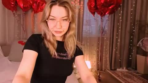 Lily online show from 02-27-26, 01:49