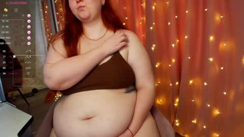 Snapshot of leyaloveee chatting on 06-05-26, 06:52 Your Leya online show from 06-05-26, 06:52