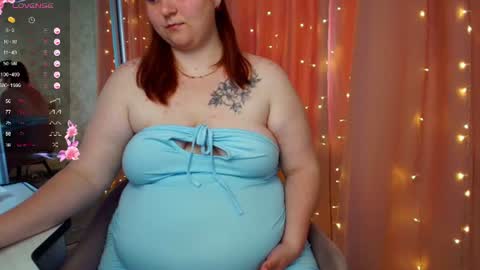 Snapshot of leyaloveee chatting on 08-01-26, 10:58 Your Leya online show from 08-01-26, 10:58
