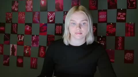 Leyla online show from 09-15-25, 06:35