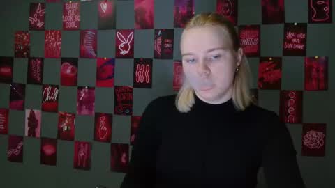 Leyla online show from 09-19-25, 06:04